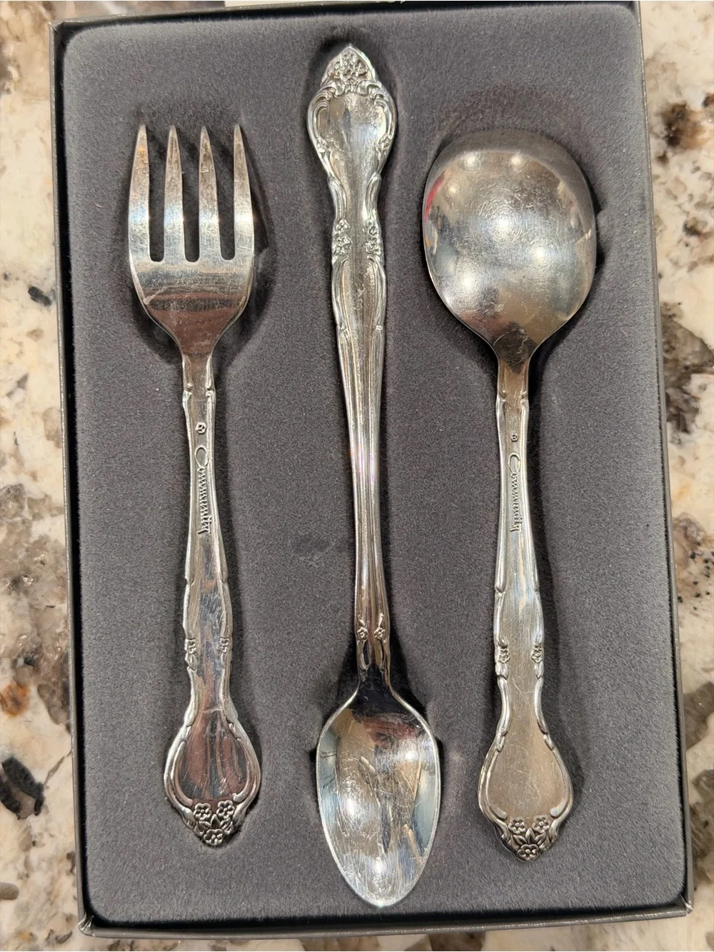 Vintage Oneida Affection Silverplate 3 Piece Baby Flatware Set